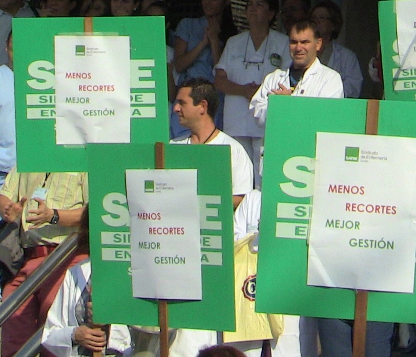 Menos recortes mejor gestion