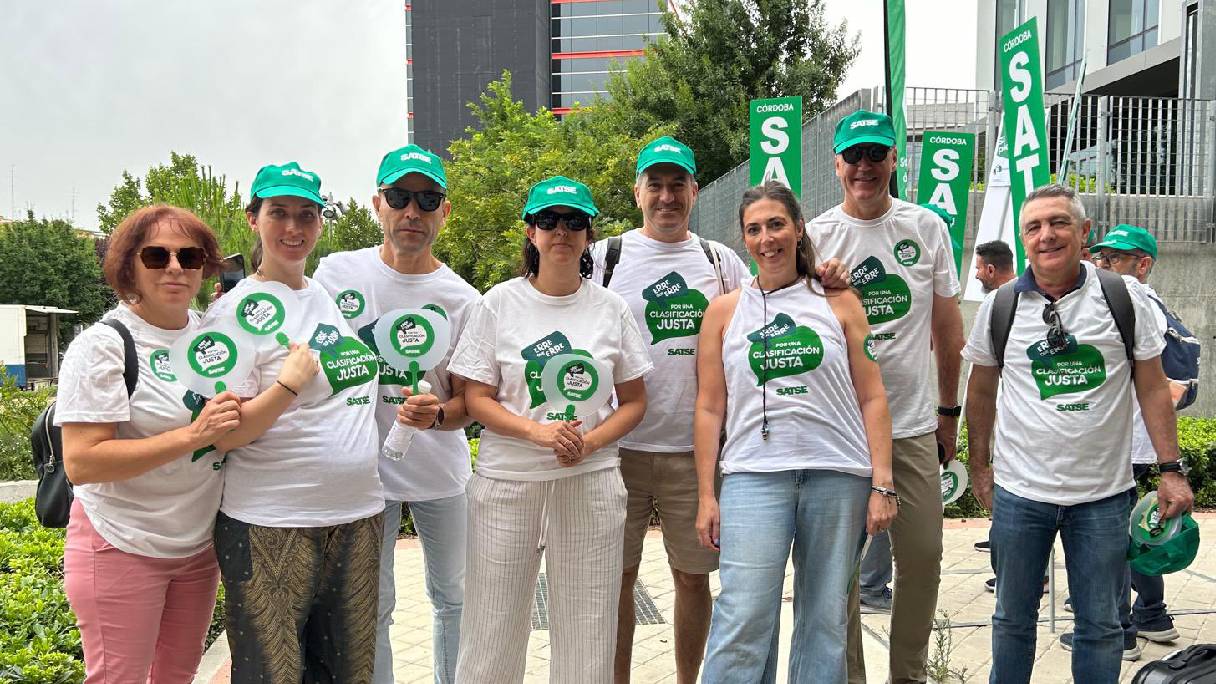 SATSE Huelva antes del inicio de la concentración celebrada en Madrid.