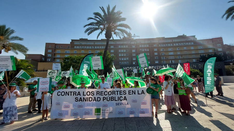 Protesta contra los recortes en Virgen del Rocío