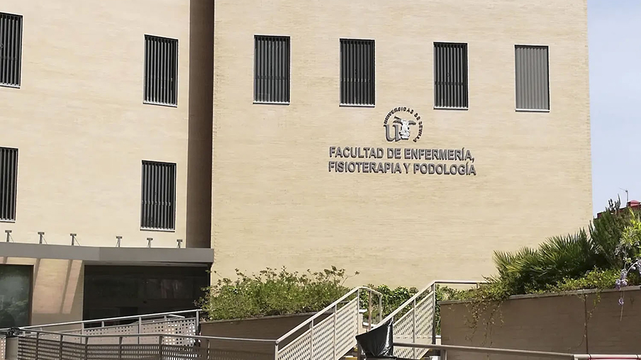 Facultad Enfermeria y Fisioterapia de Sevilla
