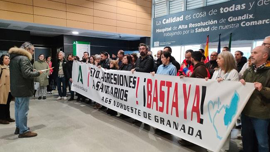 Concentración de la Junta de Personal del AGS Nordeste de Granada