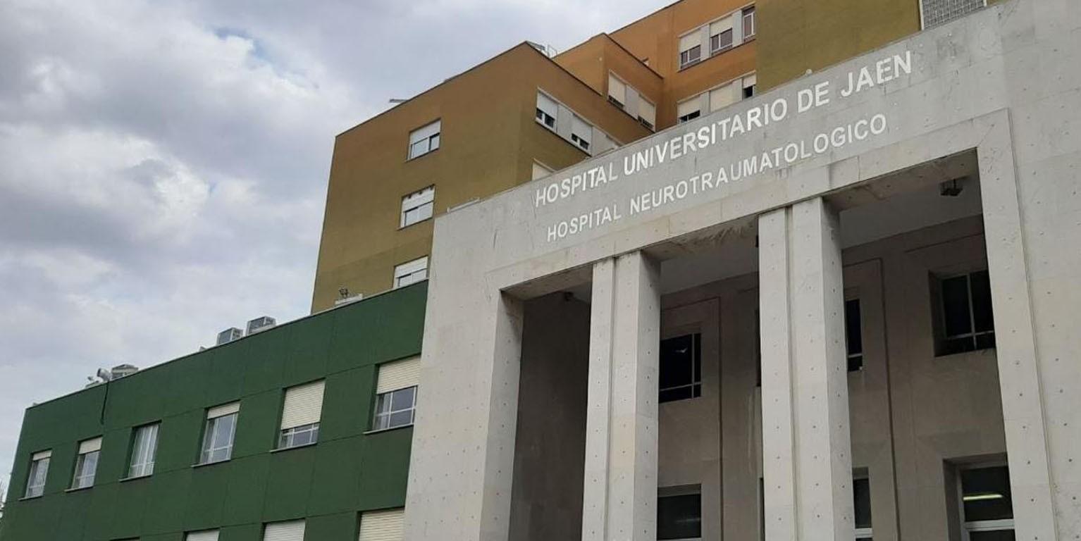 fachada hospital universitario Jaén 